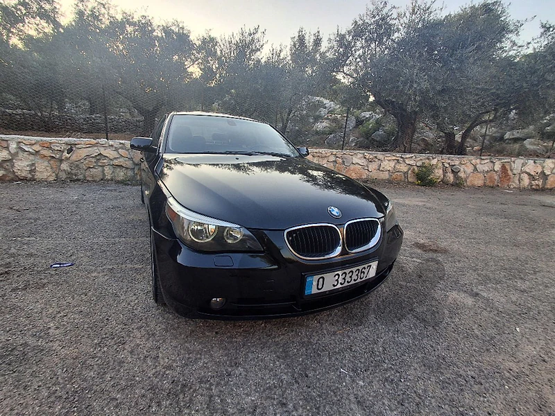 BMW 5-Series 2004 خارقة النظافة موتار فيتاس Top ٤ دواليب جدد