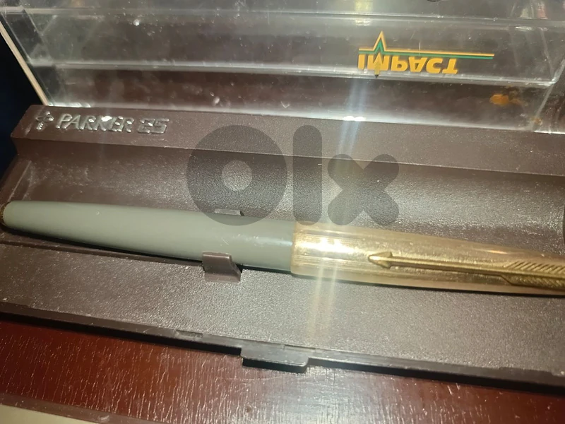 Vintage Parker 61 USA Gold Cap 14K + Parker 25 Flighter +