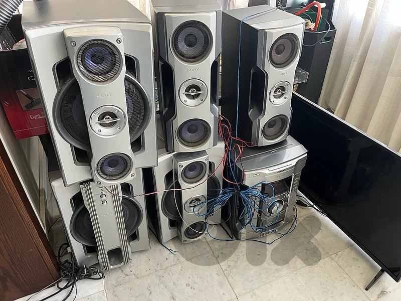 Sony sterio with all his stuff