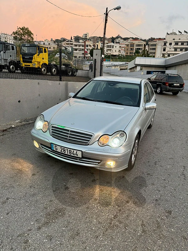 مرسيدس بنز آخر 2006 مارسيدس C180