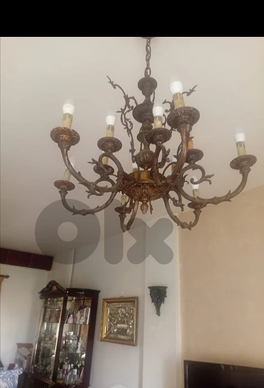 ثرية حجم كبير برونز ثرية حجم كبير برونز