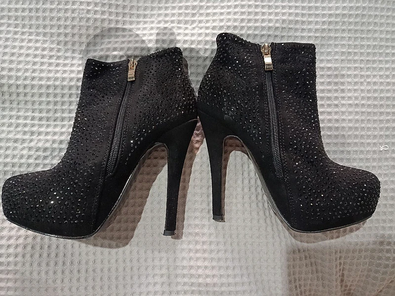 women shoes