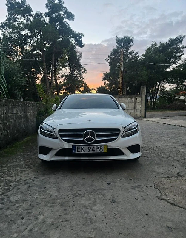 Mercedes-Benz C-Class 2019 c300 2WD super clean.71246468