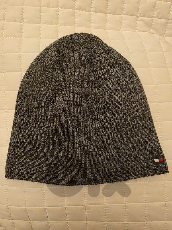 Tommy Hilfiger hat
