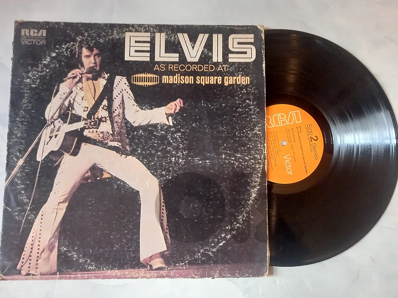 Elvis Presley – Elvis As Recorded At Madison Square Garden vinyl