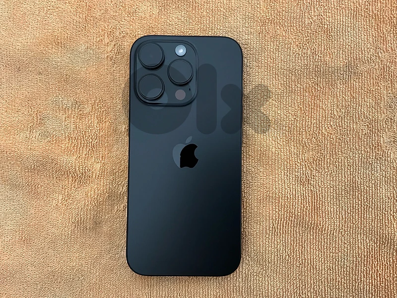 iphone 16 pro 256GB esim only