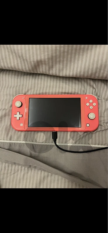 Nintendo Switch Lite (used, like new)