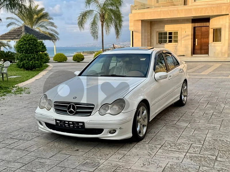 Mercedes- Benz 2001