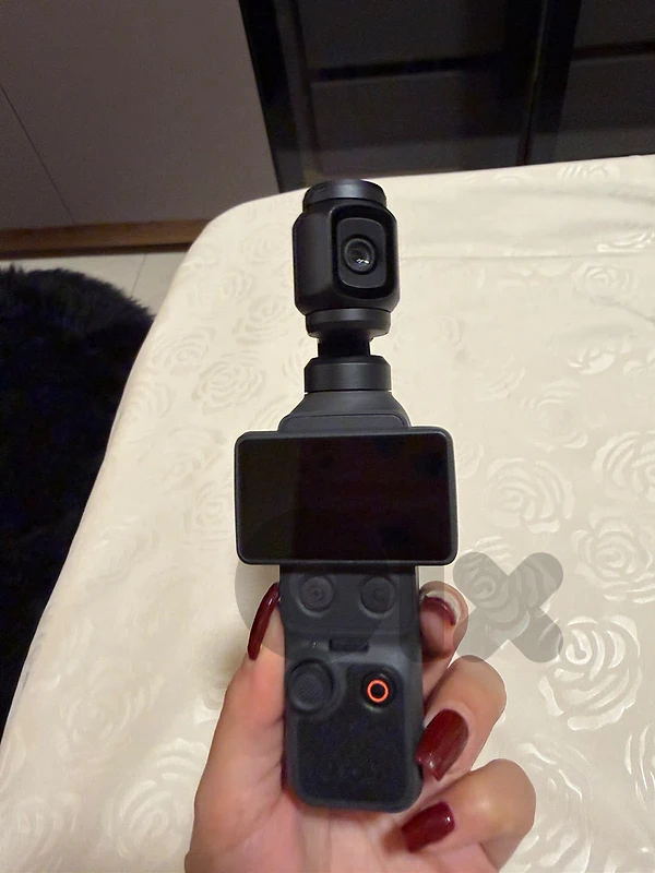 DJI Osmo Pocket 4 Gimbal Camera Creator Combo
