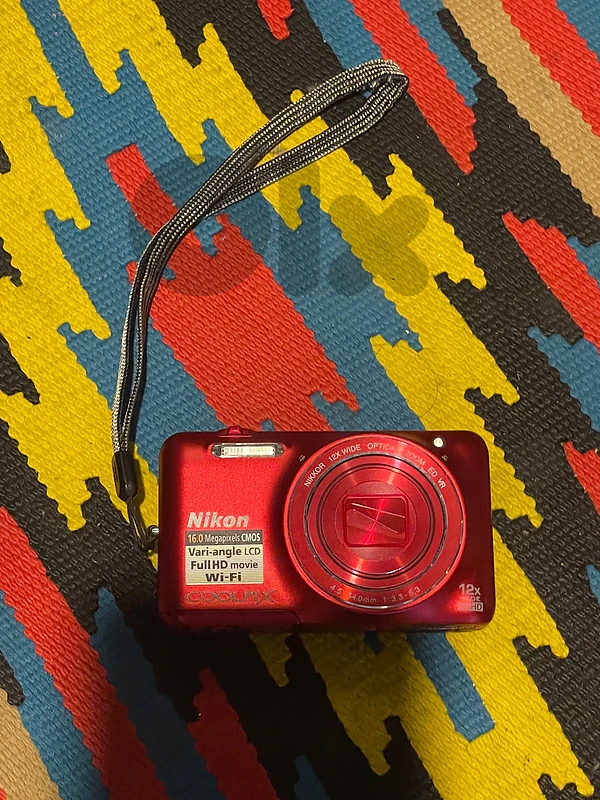 nikon digital camera