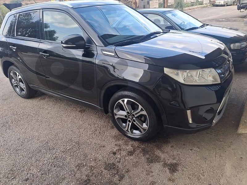 Grand vitara	2017
