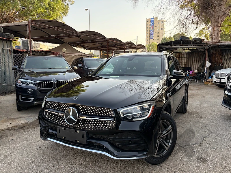 MERCEDES GLC300 2020 4matic🔥super clean✅full options🔥81/882165☎️ MERCEDES GLC300 2020 4matic🔥super clean✅full options🔥81/882165☎️