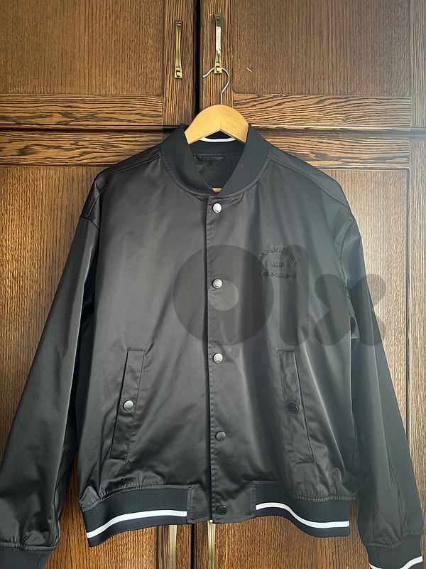 Karl Lagerfeld Paris Black Bomber Jacket – Size M