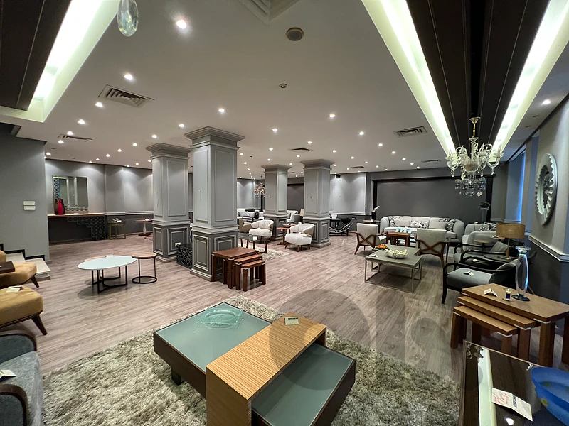 Prime Commercial Shop for Rent in Dbayeh –Spacious Four-Floor Property