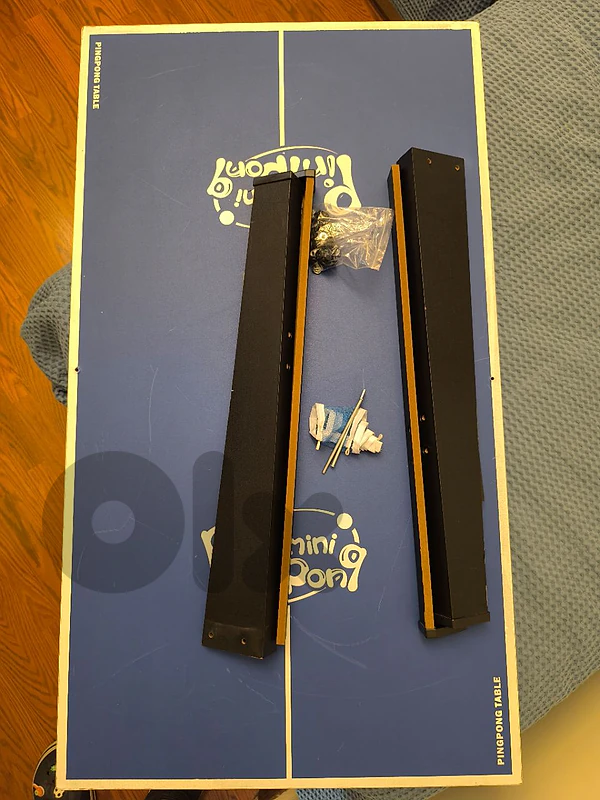 Mini ping pong table