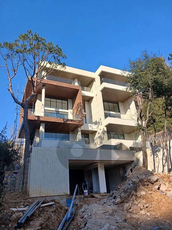 Luxury 3-Bedroom Apartment for Sale – Baabdat | 180 SQM