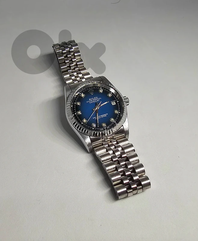35$ ​Classic watch – Blue Vignette Dial with Crystals