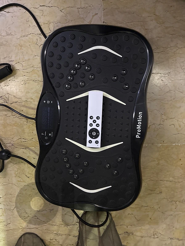 Pro motion vibrating plate