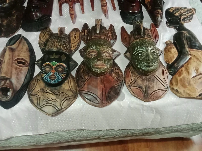 african mask art pieces wood sculpture decor painting
