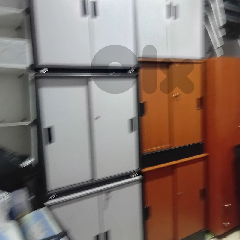 خزنات إيطالي شبه جديد سعر وحدي  65$