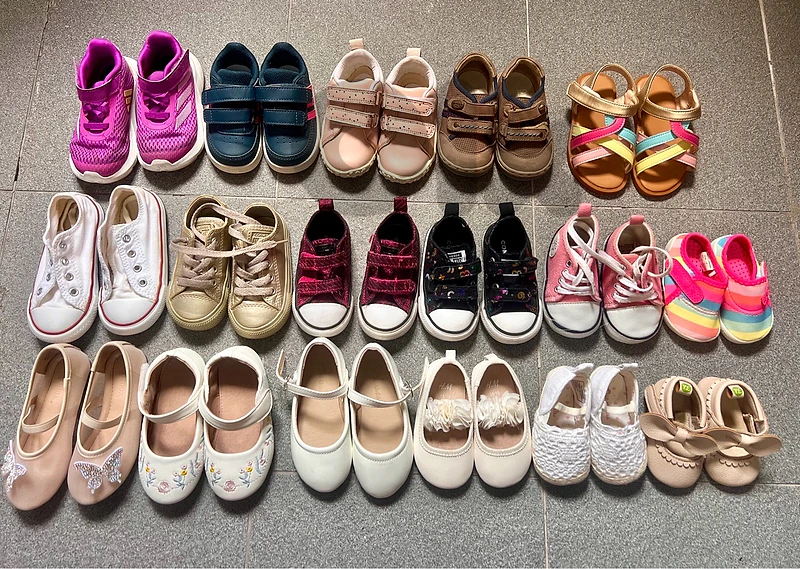 baby shoes collection (20pieces)
