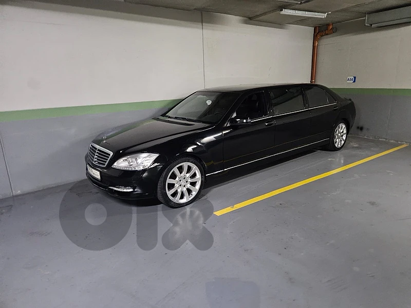 Mercedes-Benz S-Class 2006 limousine