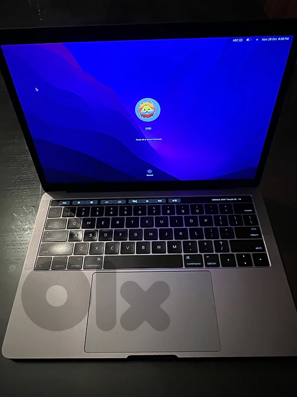 Macbook Pro 13 2016 inch Touch Bar 256gb ssd 8gb ram Macbook Pro 13 2016 inch Touch Bar 256gb ssd 8gb ram