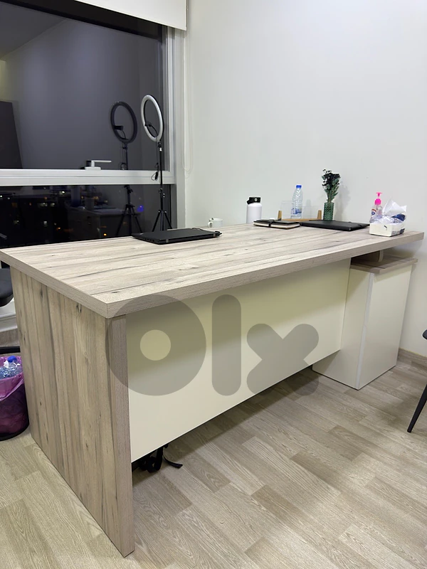 Office Desk
