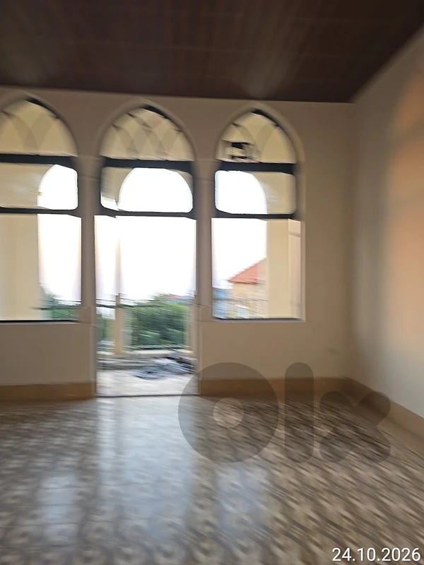 vintage house/  apartment for rent broumana