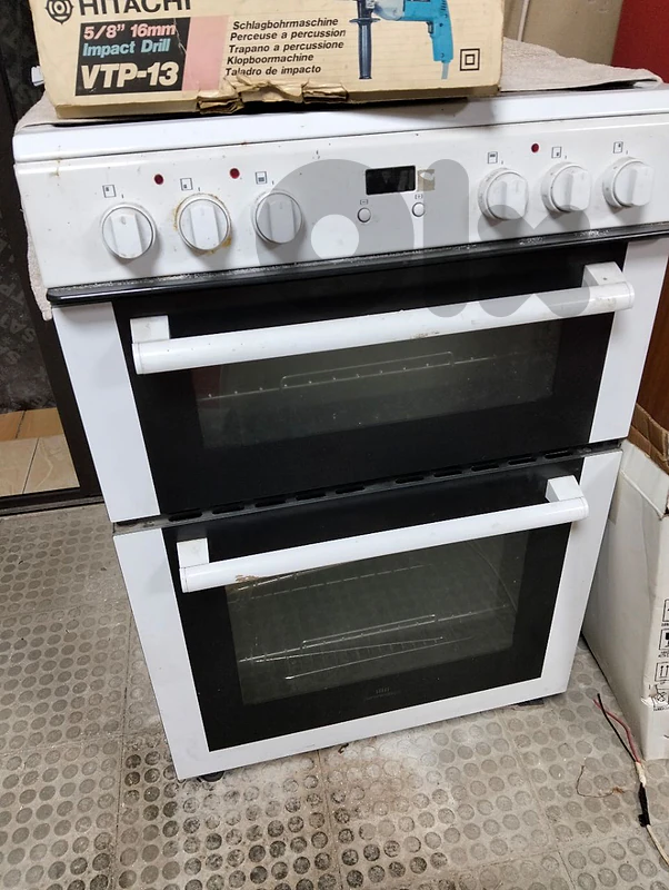 electric oven and stove