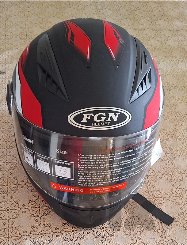 New Helmet FGN b 30 $