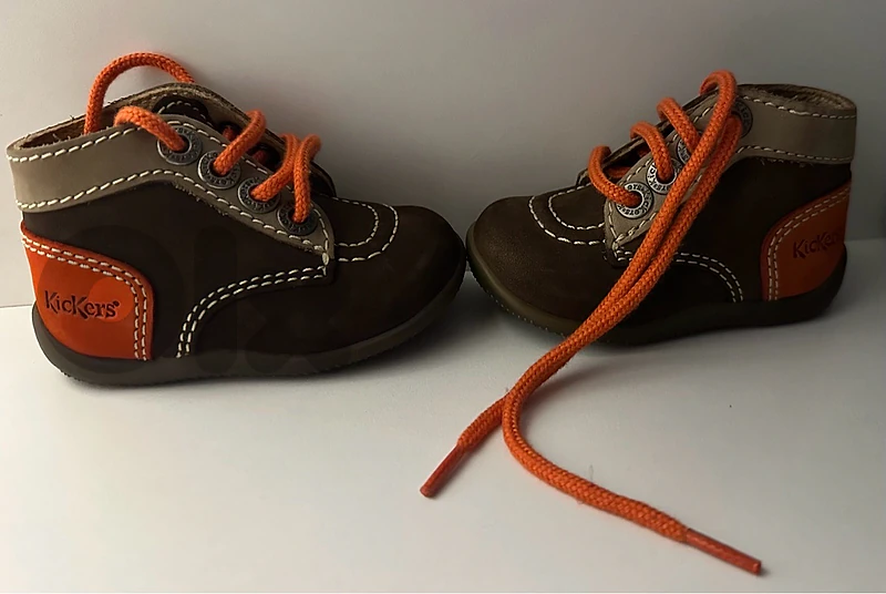Kickers shoes for babies (unisex)