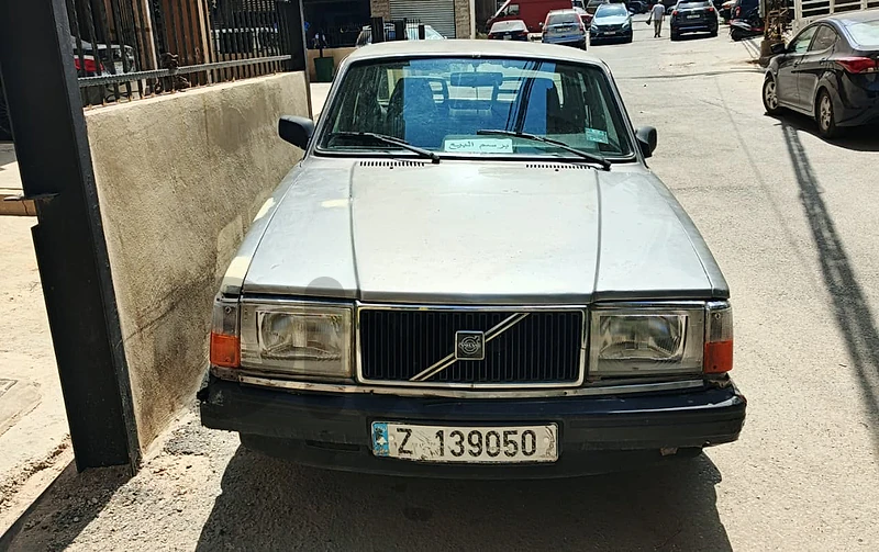 Volvo 240 1989 automatic