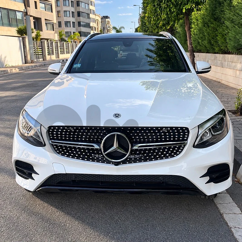 Mercedes-Benz GLC-Class 2019 4 Matic very clean look AMG
