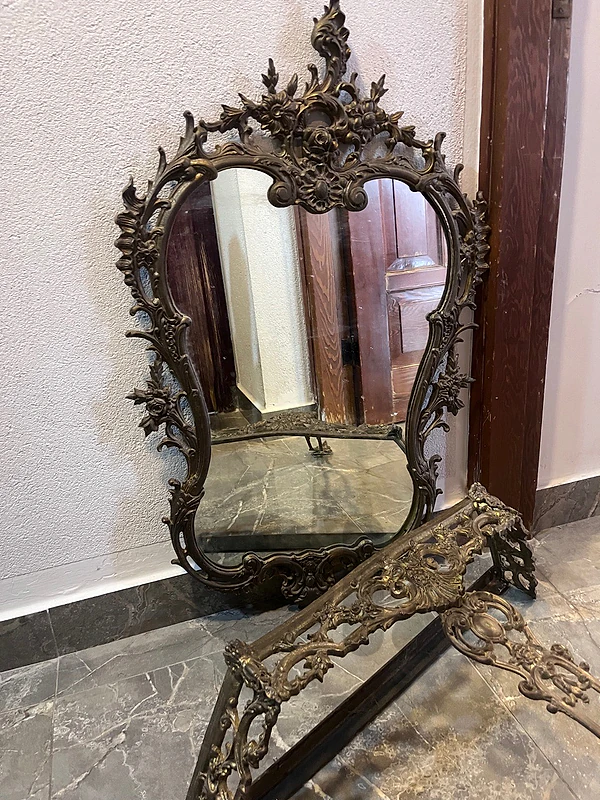 Solid Brass Mirror & Console Set طقم كونسول ومراية نحاس صب قديم