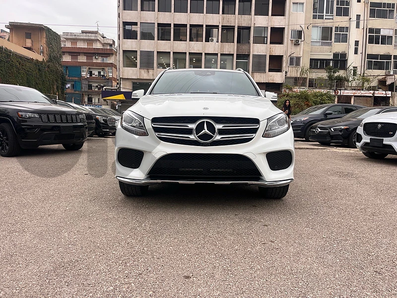 mercedes gle model 2018, super clean, no accident, full option. mercedes gle model 2018, super clean, no accident, full option.