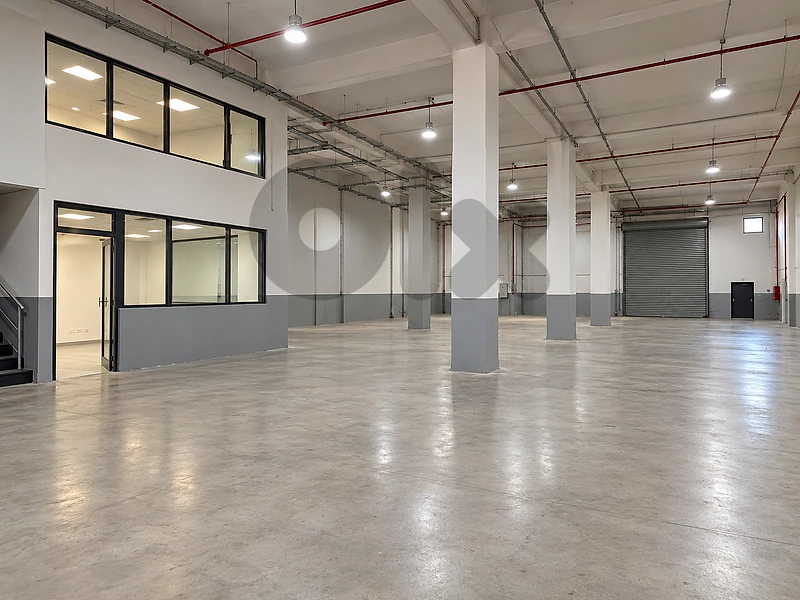 OFFICES & WAREHOUSE | BSALIM PRIME | 900Sq | 2 entrances, (BSR-143)