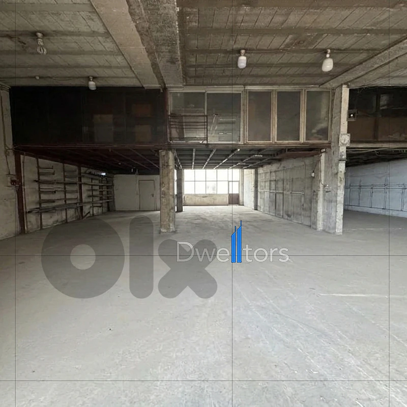 Warehouse for rent in NAHR EL MOT - 200 MTS2 - 4.2 Mt Height