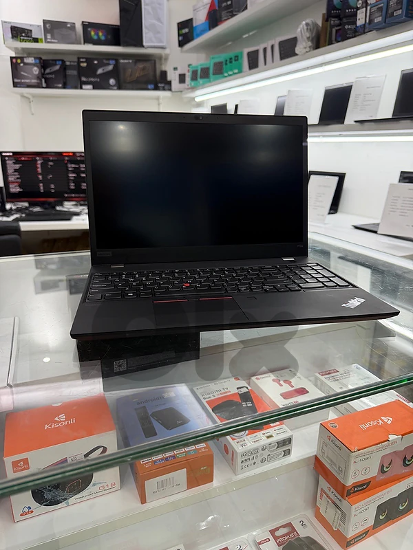 LENOVO THINKPAD P15S WORKSTATION I7 10TH RAM 16 GB GGA QUADRO 2 GB LENOVO THINKPAD P15S WORKSTATION I7 10TH RAM 16 GB GGA QUADRO 2 GB