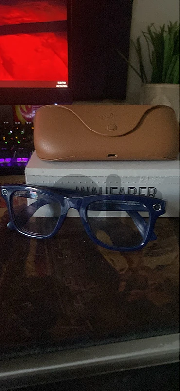 Meta Ray-Ban Smart Glasses