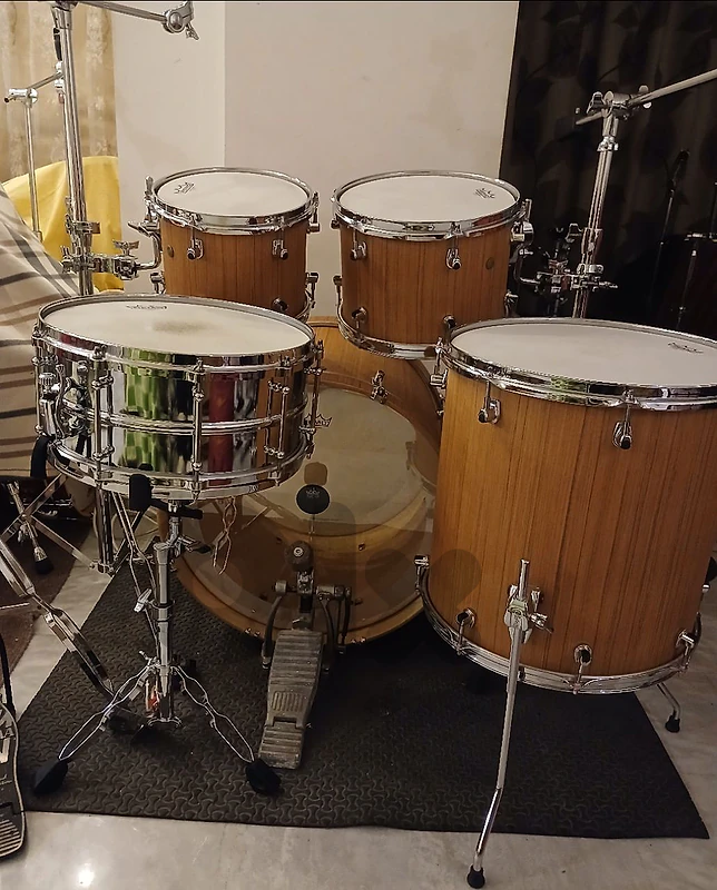 Ludwig signet drums Ludwig signet drums
