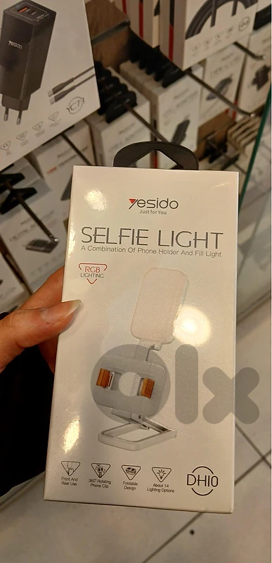 Yesido dh10 phone holder and fill light