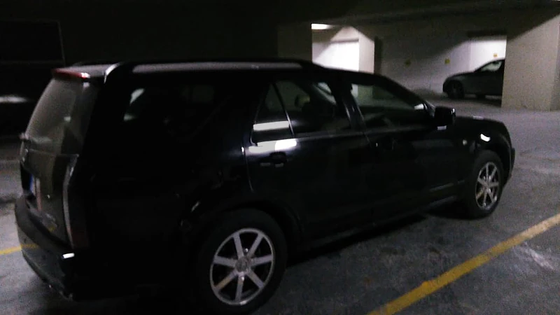 Cadillac SRX 2004 v8