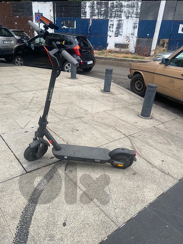 Xiaomi Electric Scooter 5 – Like New
