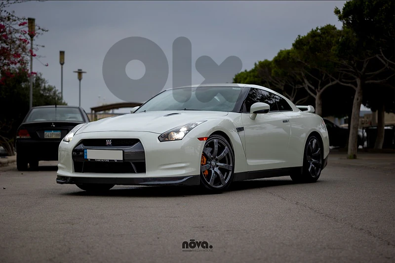Nissan GT-R 2009 R35