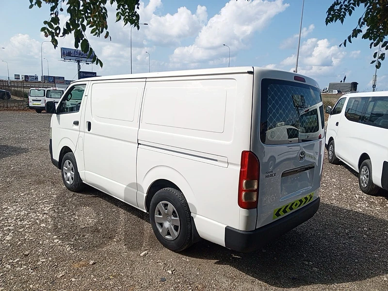 Toyota Hiace 2009