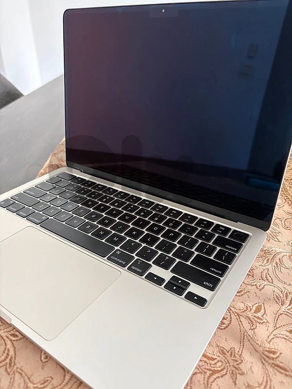Macbook Air M2 Macbook Air M2