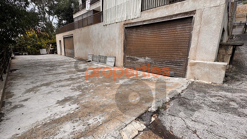 Warehouse For Sale In Baabdat CPGK14 مستودع للبيع في بعبدات