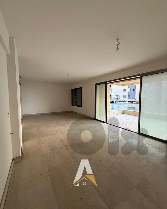 240 SQM Apartment In Zalka