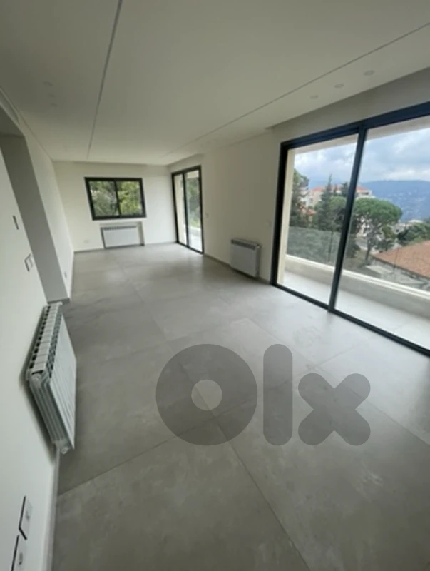 Apartment For Sale in Baabdat - شقة للبيع في بعبدات